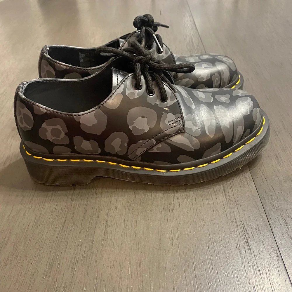 Dr. Martens 1461 Kids Size 3 Grey Skull Leopard Print Leather Lace‎ Up Shoes